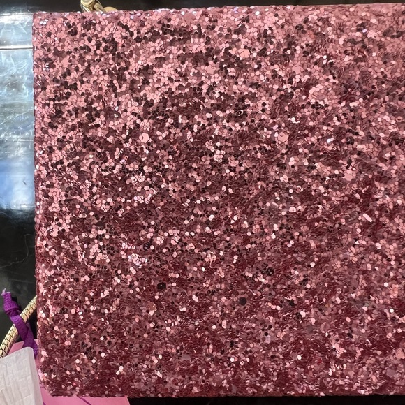 *SOLD* Kate Spade Who Moi Miss Piggy Clutch - Picture 10 of 16